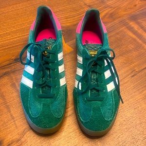 Adidas Gazelle Collegiate Green Pink size 9